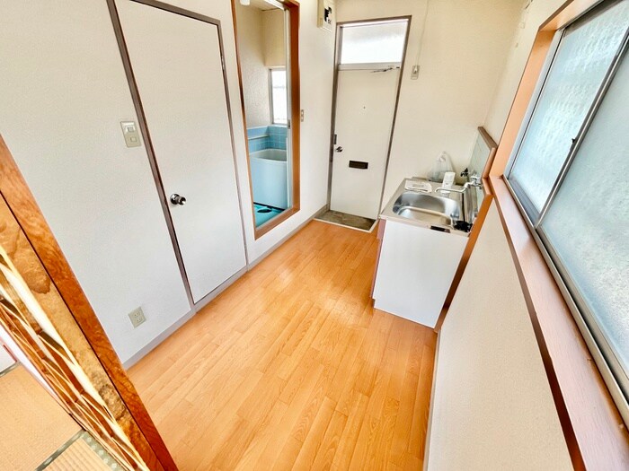 物件内観写真5　(居室)