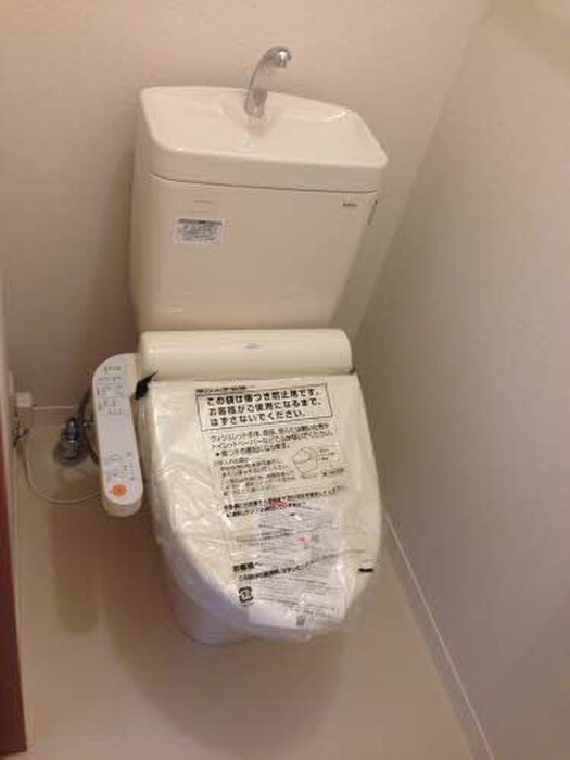 物件内観写真11　(トイレ)