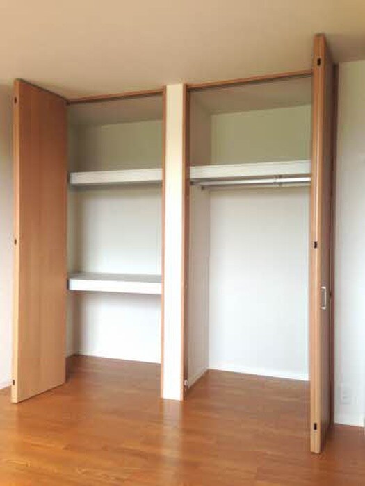 物件内観写真13　(収納)