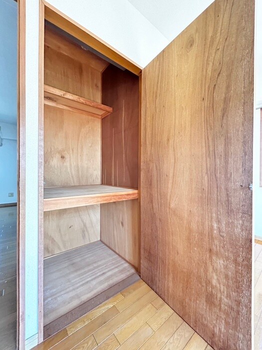 物件内観写真21　(収納)