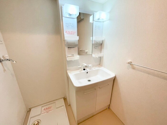 物件内観写真10　(洗面)