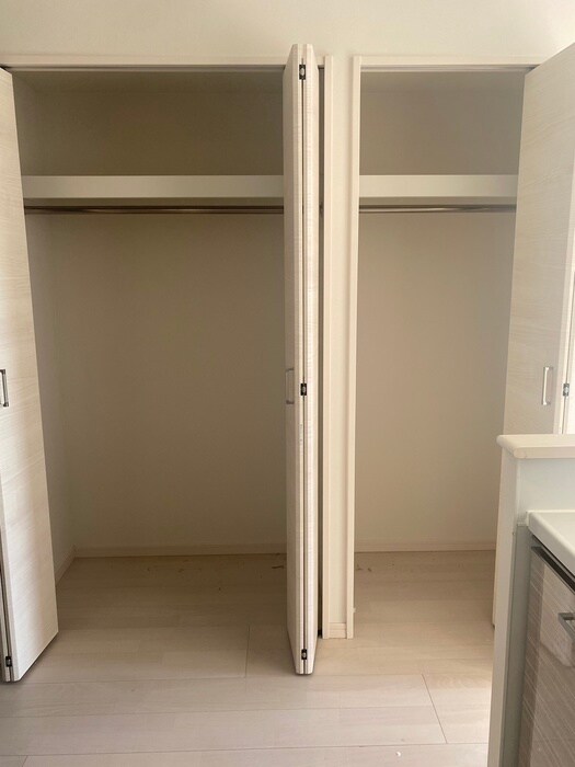 物件内観写真8　(収納)