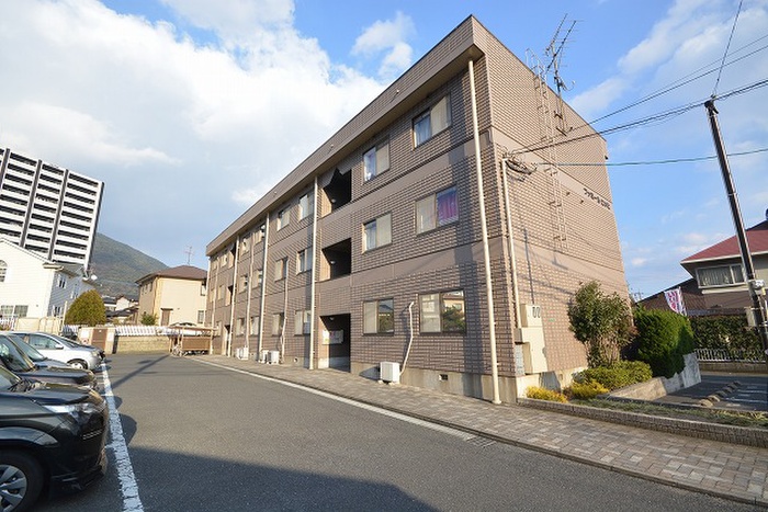 ファミールこいと