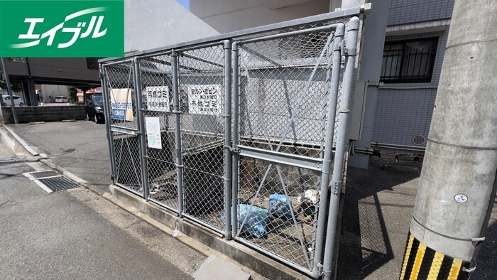 物件外観写真4　(建物設備)