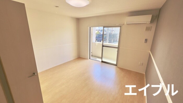 物件内観写真13　(居室)