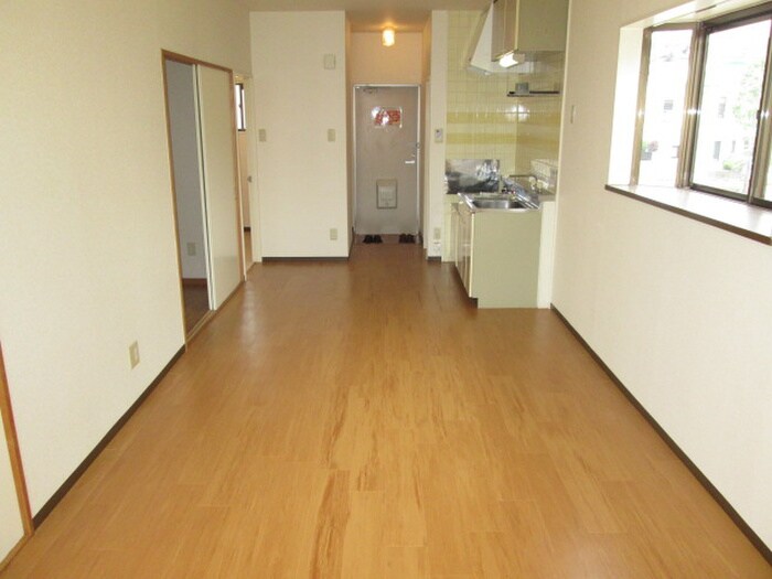 物件内観写真5　(居室)