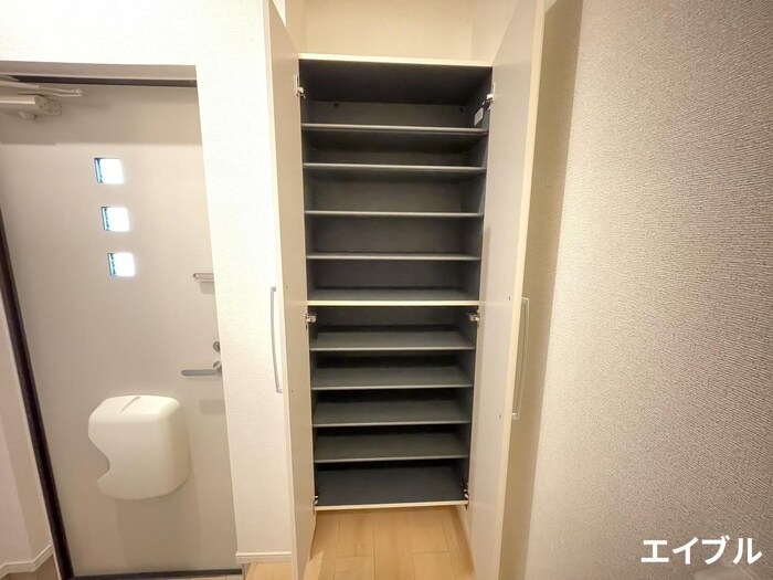 物件内観写真16　(靴箱)