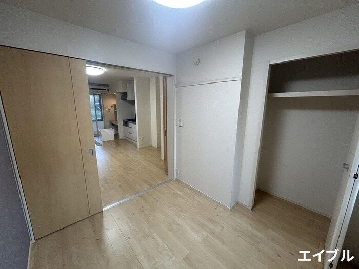 物件内観写真6　(居室)