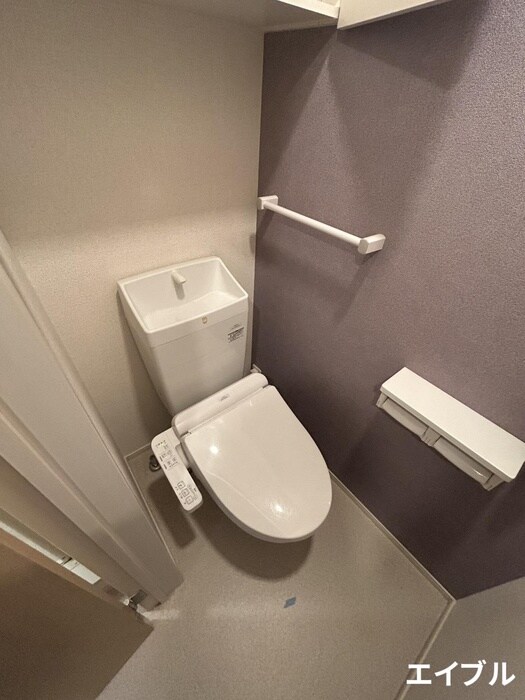 物件内観写真9　(トイレ)