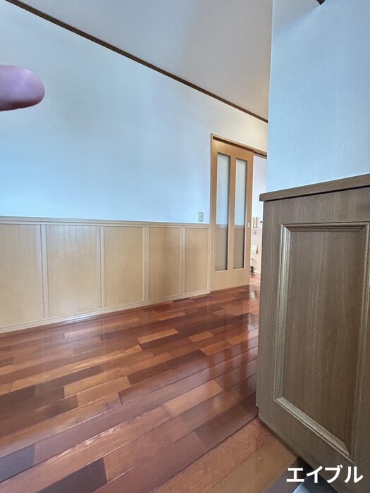 物件内観写真17　(玄関)