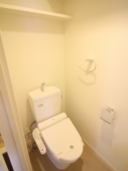 物件内観写真14　(トイレ)