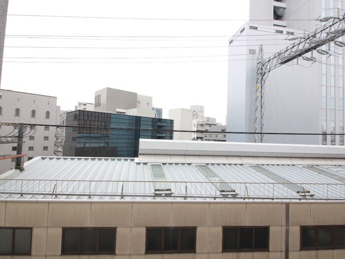 物件内観写真18　(室内からの展望)