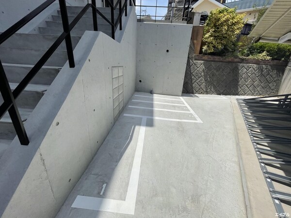 バイク置き場