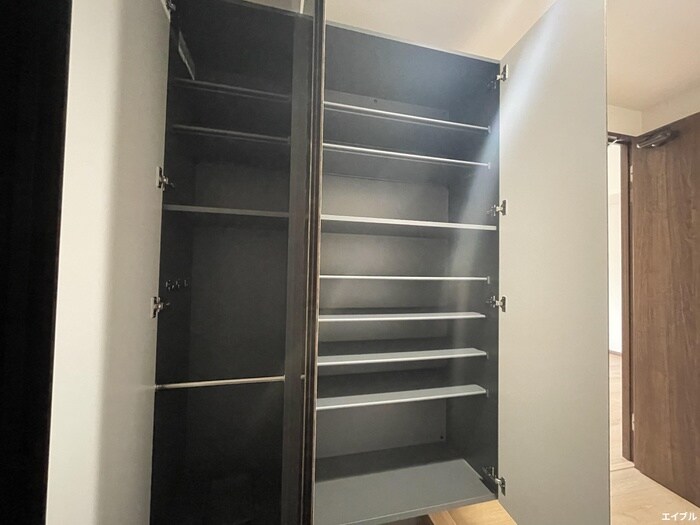 物件内観写真17　(靴箱)