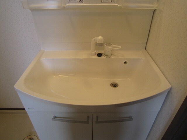 物件内観写真12　(洗面)