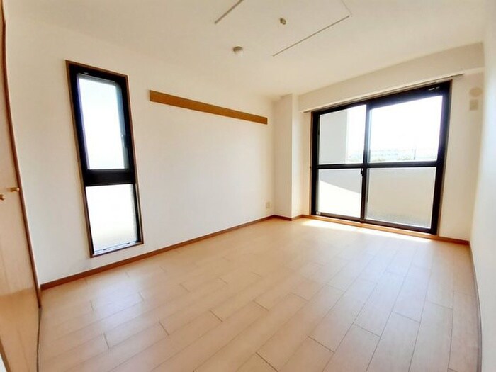 物件内観写真5　(居室)