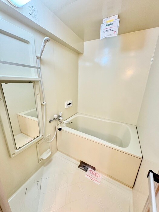 物件内観写真8　(バス／シャワールーム等)