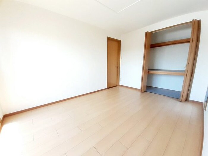 物件内観写真14　(収納)