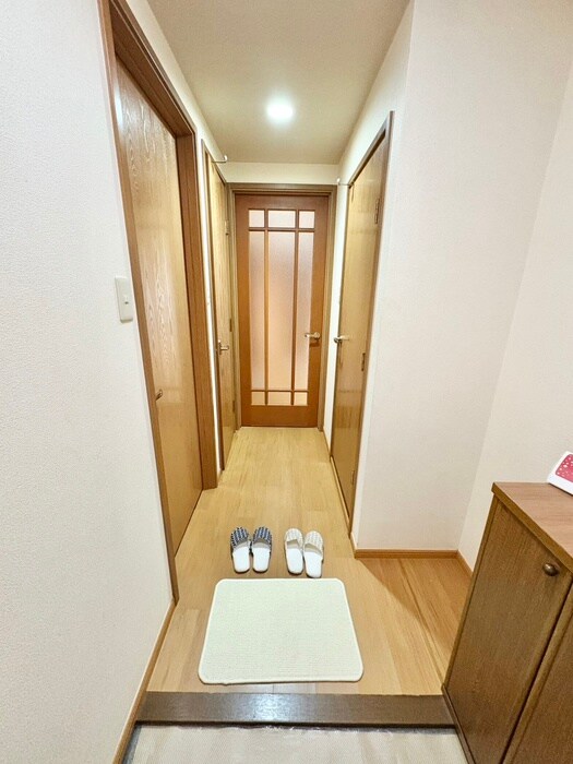 物件内観写真17　(廊下)
