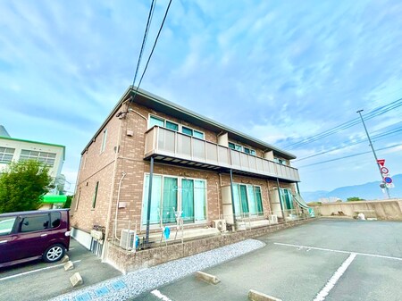 花音外観写真