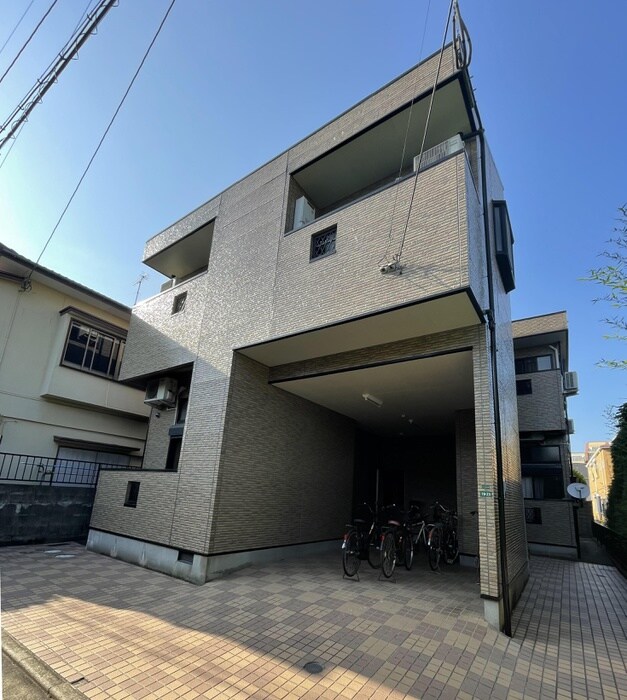 セブンハウス井尻の物件外観写真