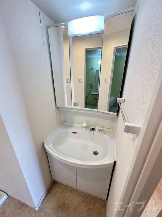 物件内観写真12　(洗面)