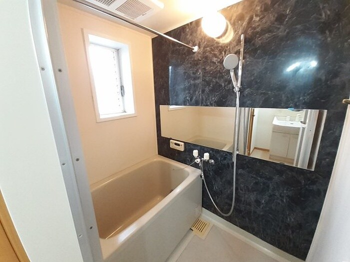 物件内観写真10　(バス／シャワールーム等)
