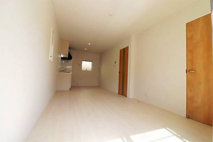 物件内観写真6　(居室)