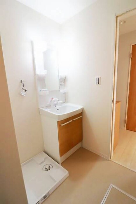 物件内観写真11　(洗面)