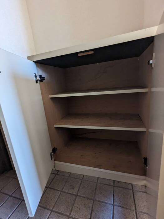 物件内観写真7　(靴箱)