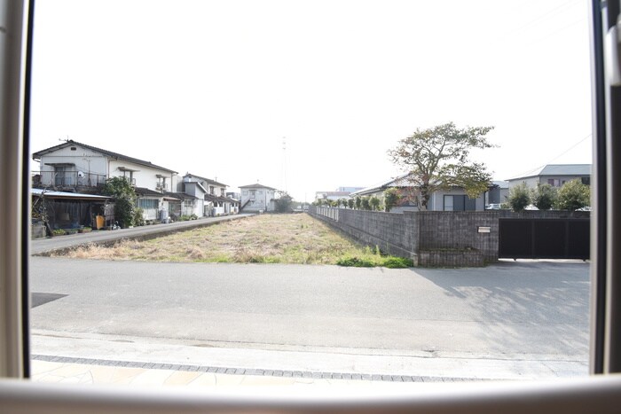 物件内観写真14　(室内からの展望)