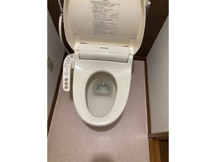 物件内観写真8　(トイレ)