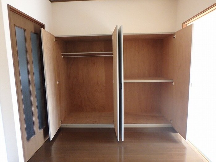 物件内観写真11　(収納)