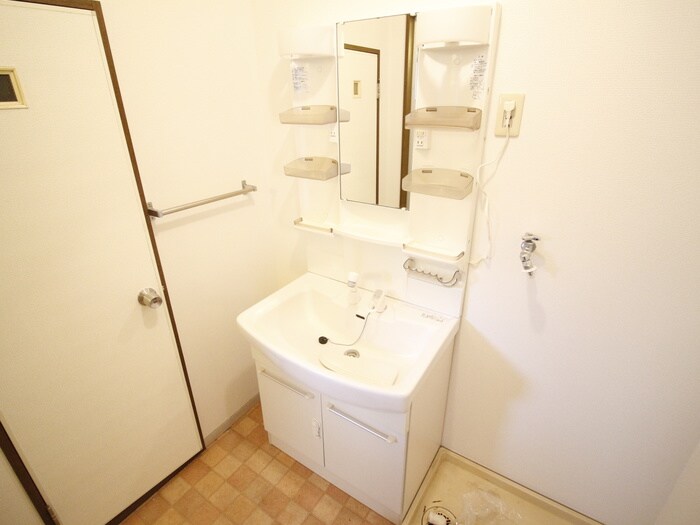 物件内観写真13　(洗面)