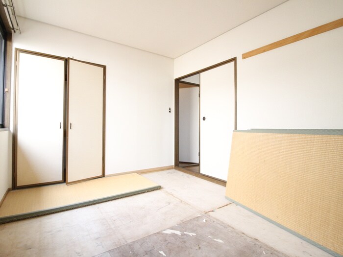 物件内観写真18　(居室)