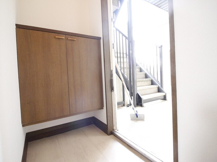 物件内観写真20　(玄関)