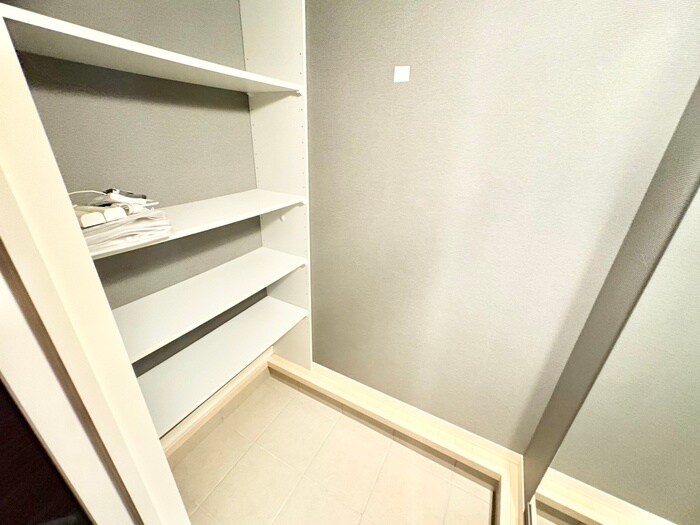 物件内観写真16　(靴箱)