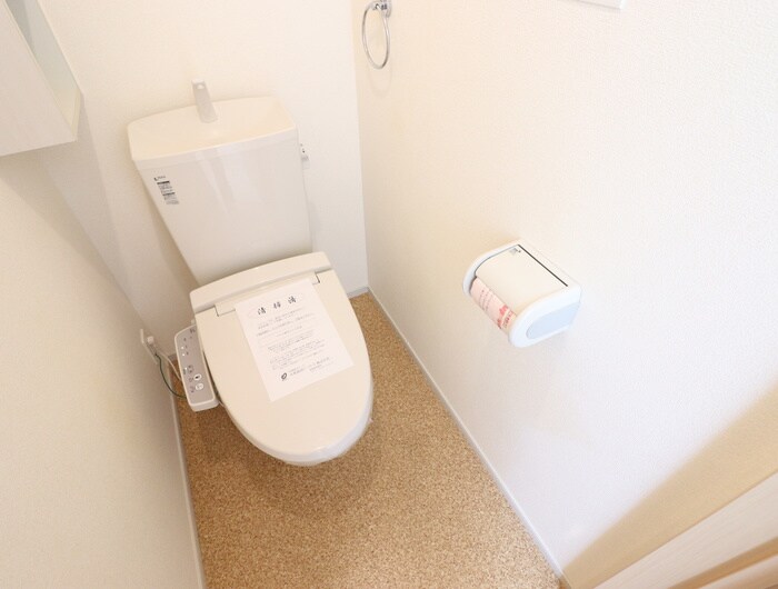 物件内観写真14　(トイレ)