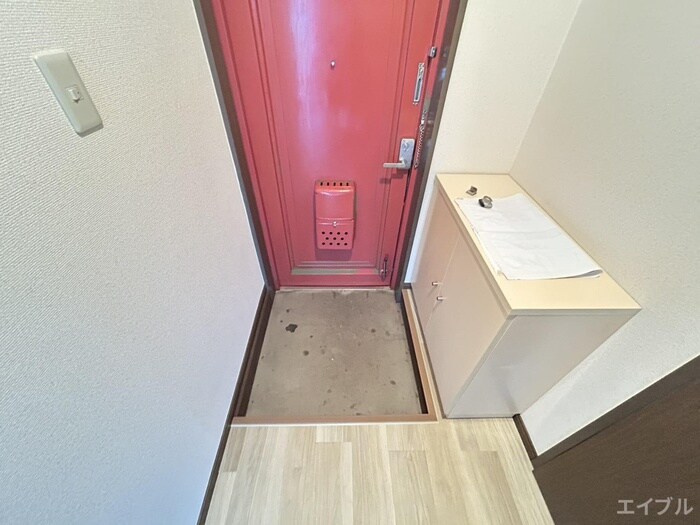 物件内観写真17　(玄関)