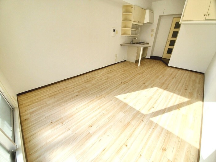 物件内観写真4　(居室)