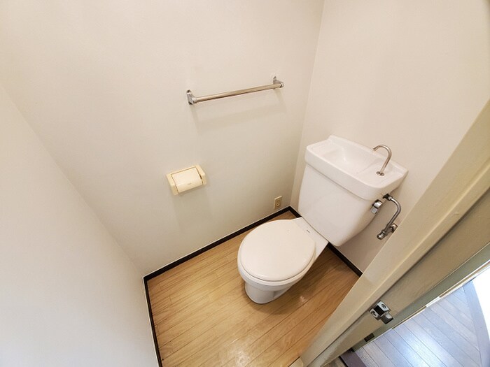 物件内観写真10　(トイレ)