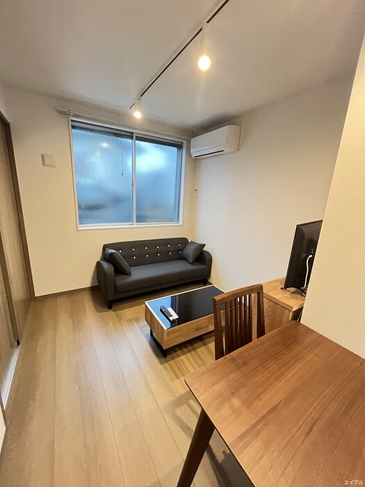 物件内観写真9　(居室)