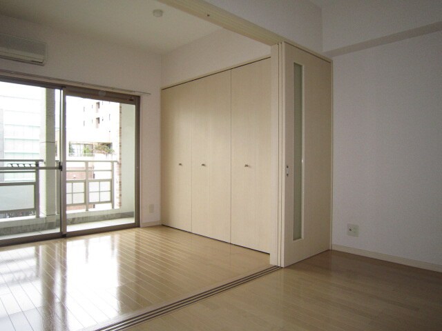 物件内観写真5　(居室)