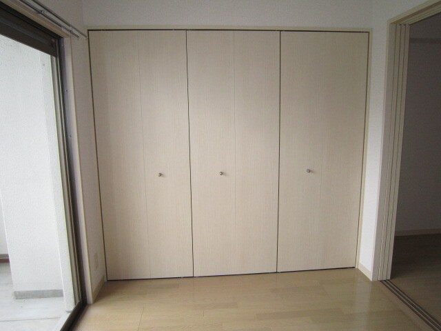 物件内観写真11　(収納)