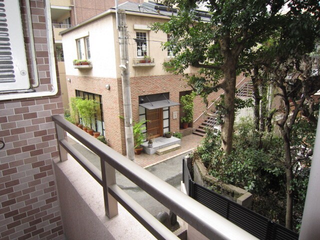 物件内観写真13　(室内からの展望)