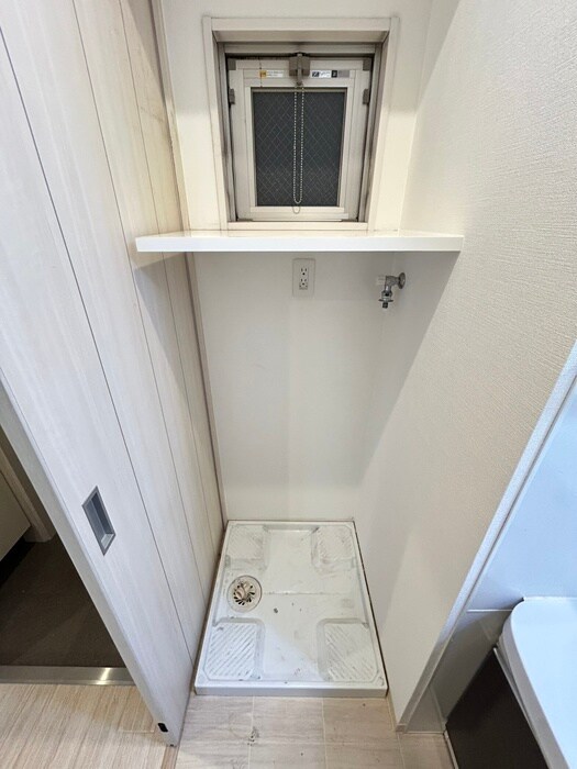 物件内観写真20　(洗濯機置場)