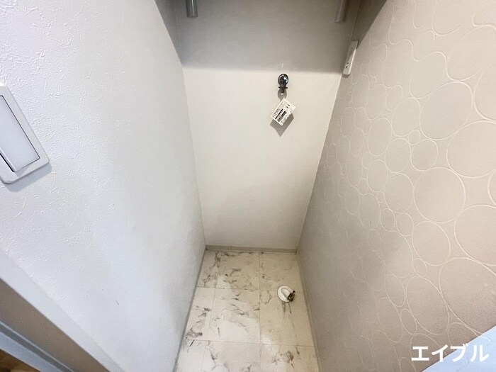 物件内観写真13　(洗濯機置場)