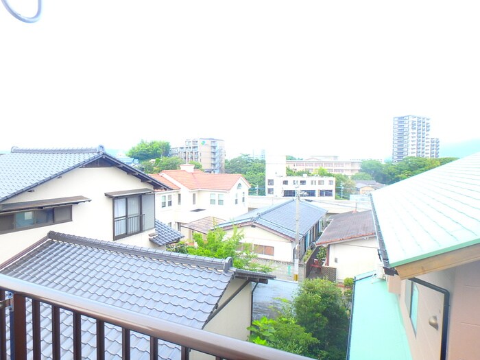 物件内観写真22　(室内からの展望)