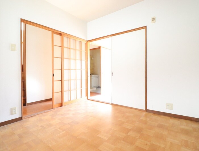 物件内観写真5　(居室)