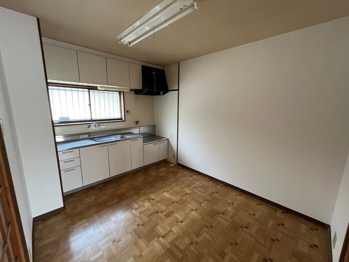 物件内観写真8　(キッチン)